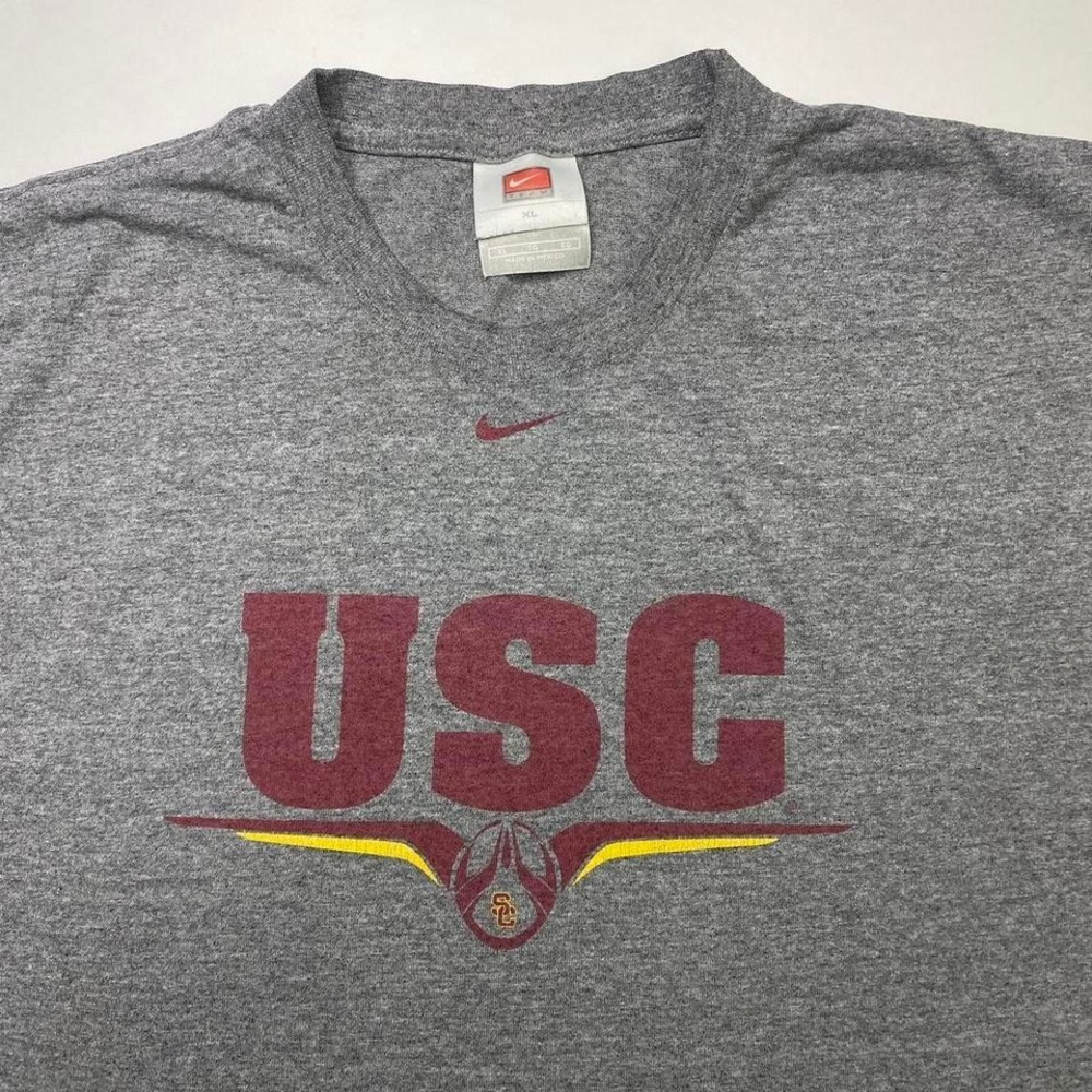 Vintage Nike x USC Trojans college football shirt